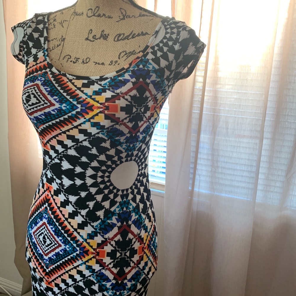 NWOT Charlotte Russe printed maxi dress in Size XS